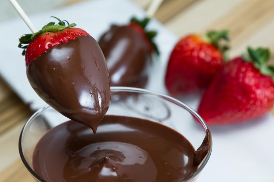 chocolate, strawberries, dessert, sweat, finger foods