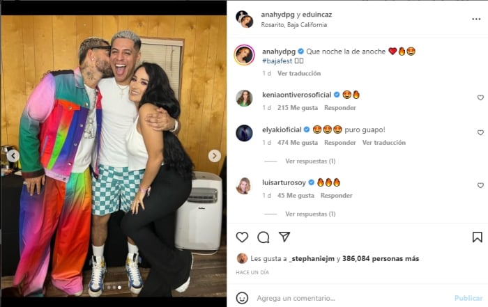 Maluma besa a Eduin Caz