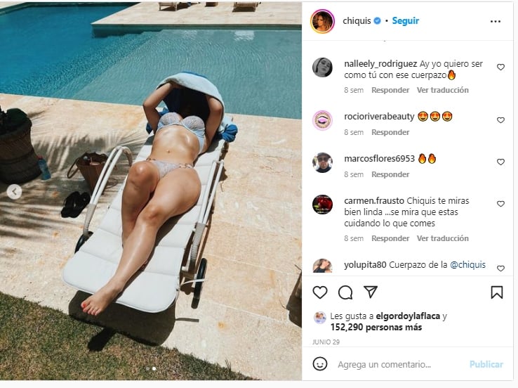 Chiquis Rivera posa en bikini