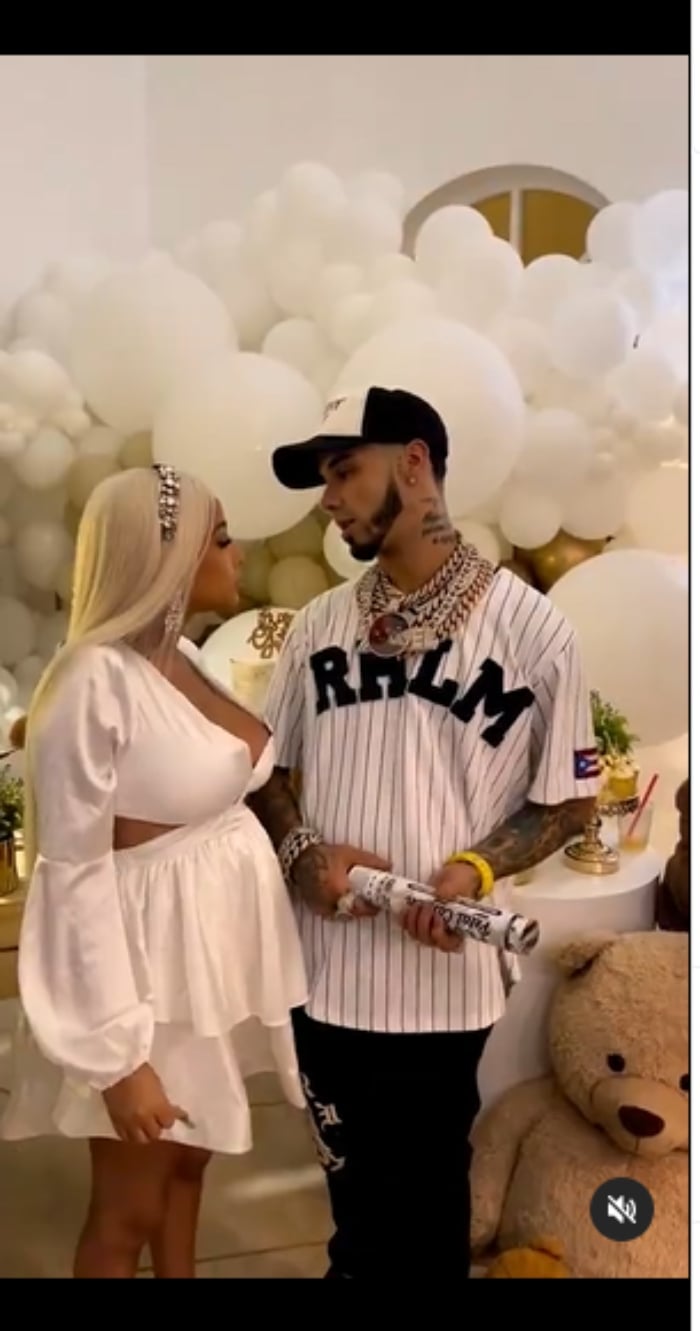 Anuel y Yailin esperan su primer bebé