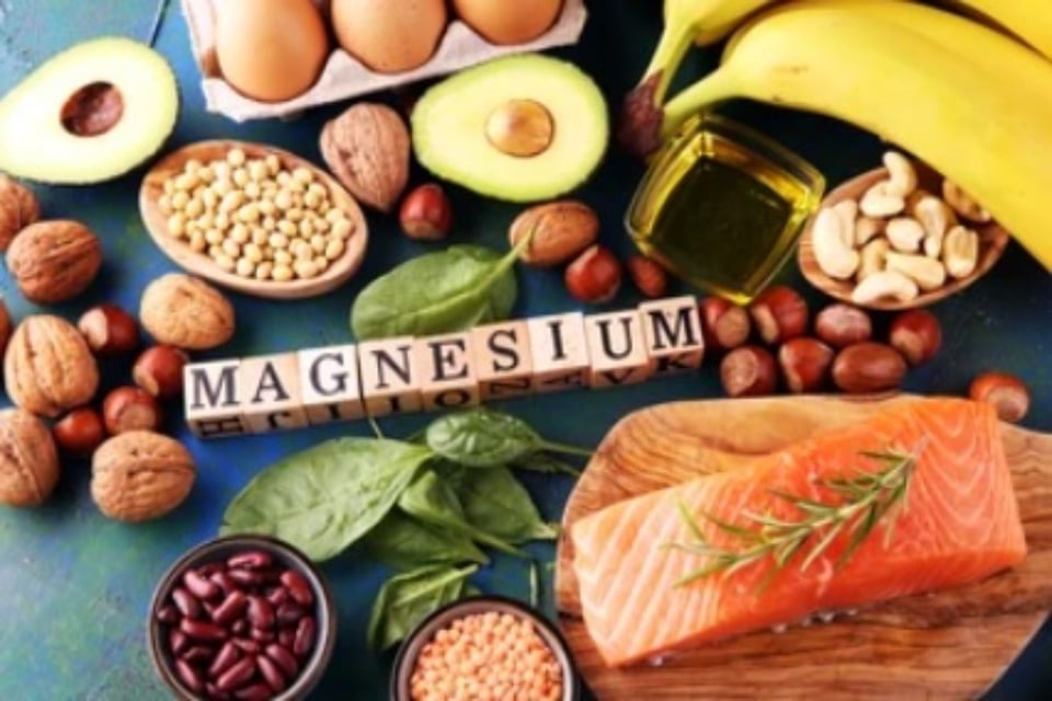 egg, fish, grains, fish, MundoNOW