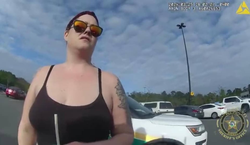 Amber, Amber MacCann, Walmart robbery
