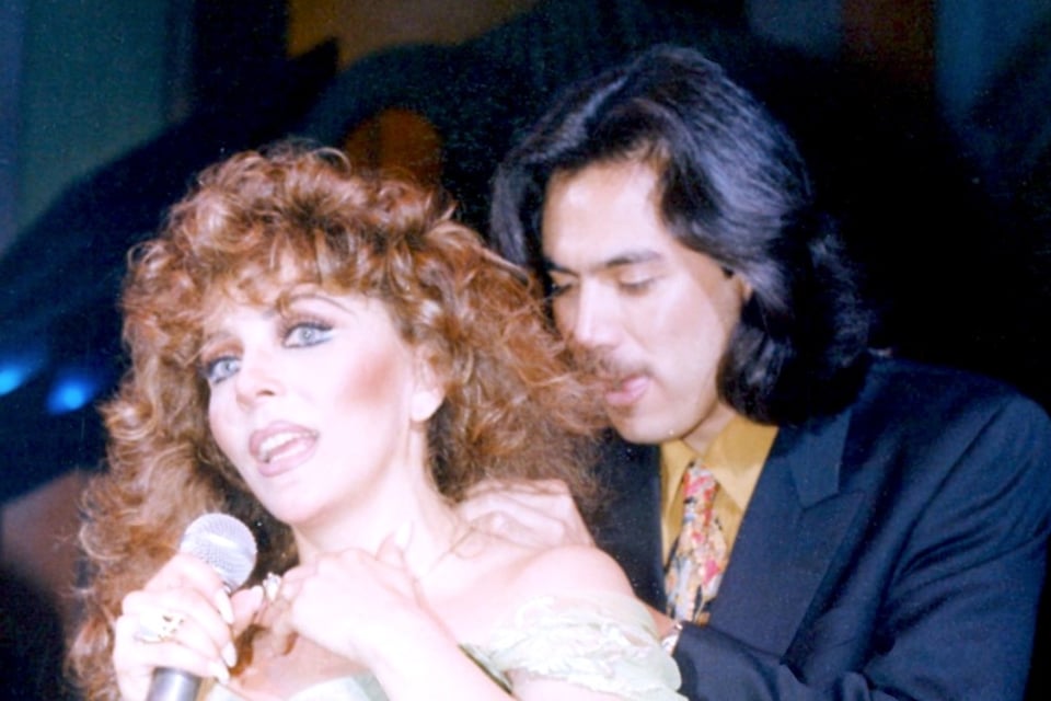 Verónica Castro, The woman I dreamed of, La movida, song, MundoNOW