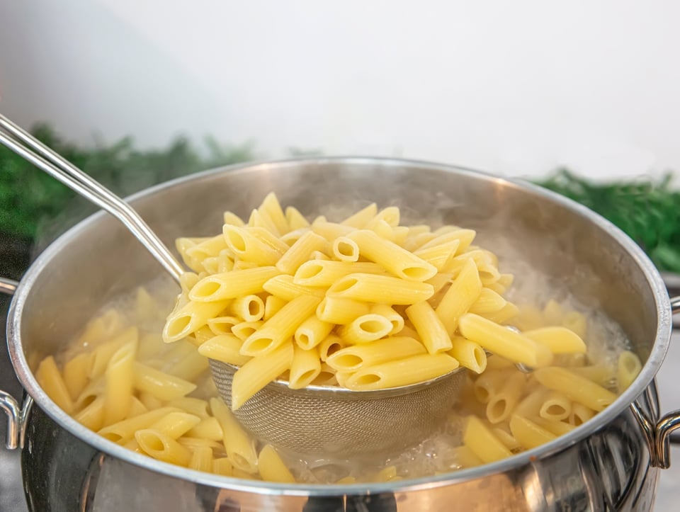 macarrones, hervir macarrones, cociendo pasta, Sabor, MundoNOW