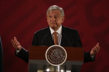 AMLO ESTÁ DE LUTO