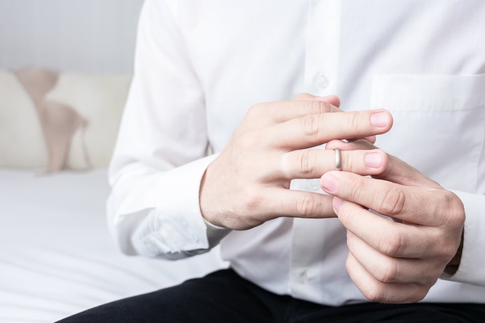 Unfaithful man dies in the act of love