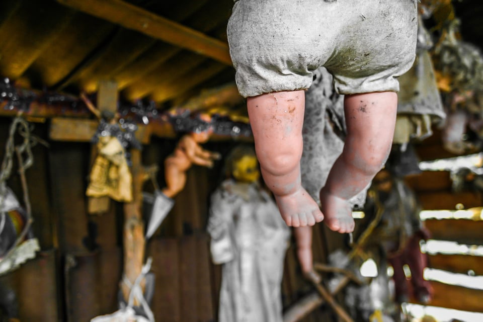 the island of dolls