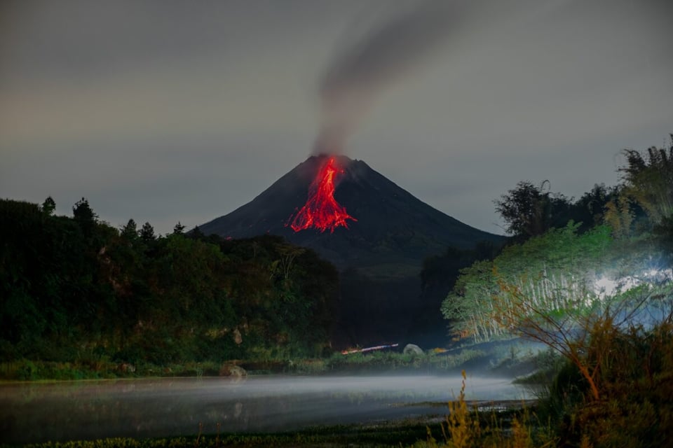 Indonesia, Sumatra Occidental, Evacuación, heridos, desaparecidos