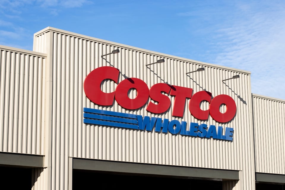 Costco scans cards, retailer, USA, Store, MundoNOW, Costco Recalls Butter Due to Incorrect Labeling