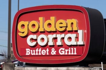 Rival de Golden Corral cierra