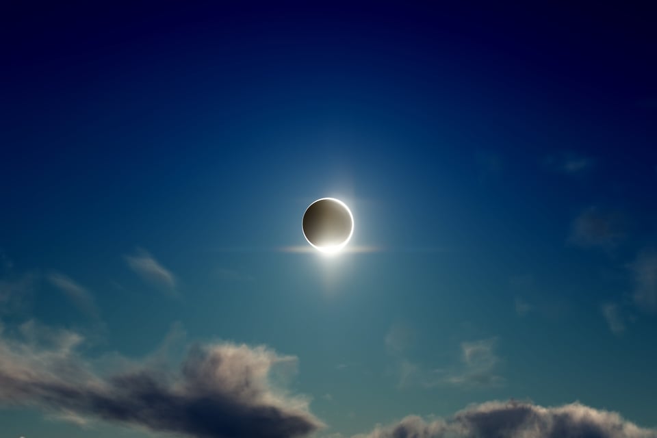 Tormenta, eclipse, viajeros, MundoNOW, EEUU,
