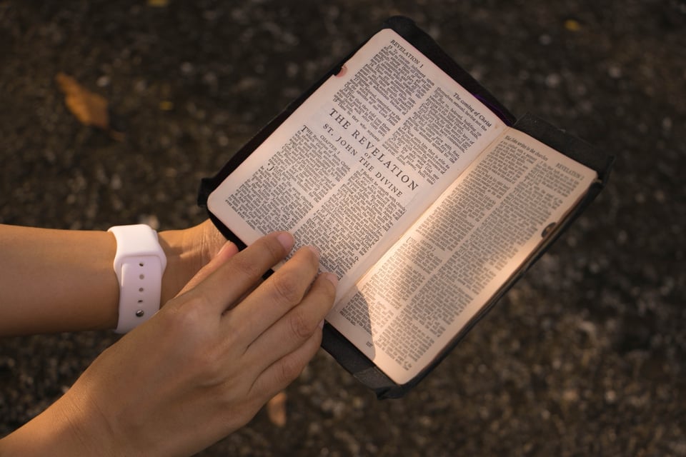 Bible, End of the world, Apocalypse, Earth, MundoNOW