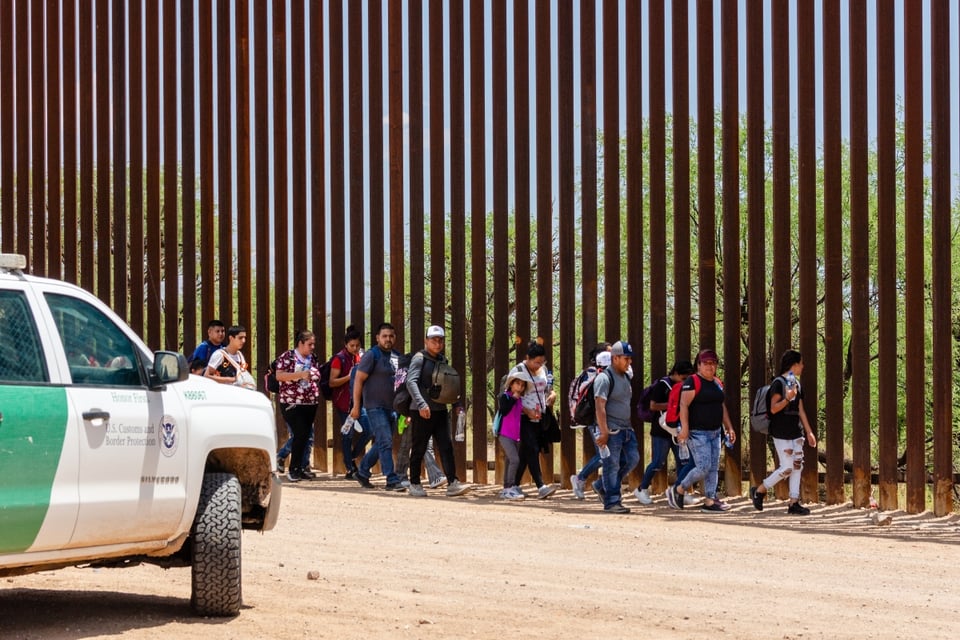Border, border, migration crisis, USA, MundoNOW