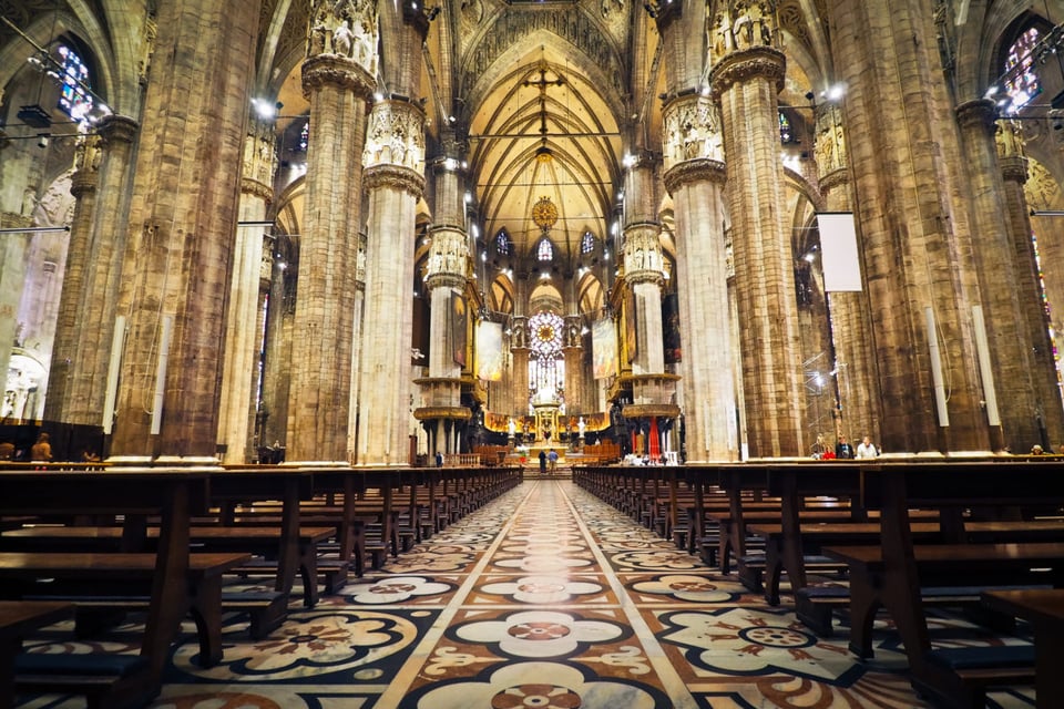 sacerdote, iglesia, cristianismo, reggaeton, estrellas