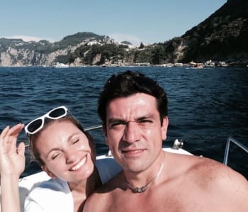 Elizabeth Álvarez talks about the health of Jorge Salinas