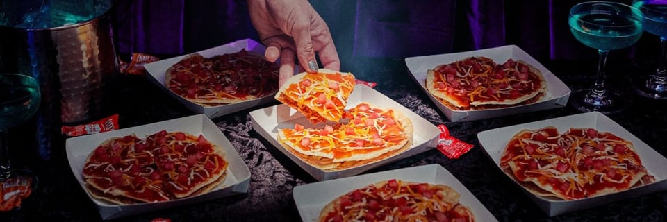 Taco Bell brings back the Mexican Pizza: how to order it TODAY?